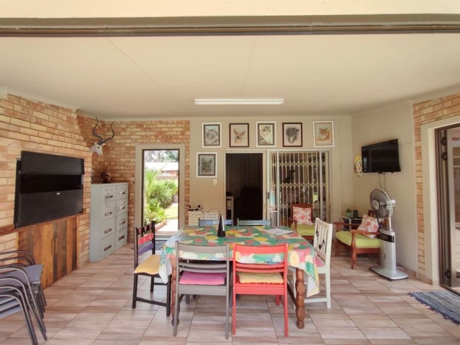 5 Bedroom Property for Sale in Stilfontein Ext 4 North West